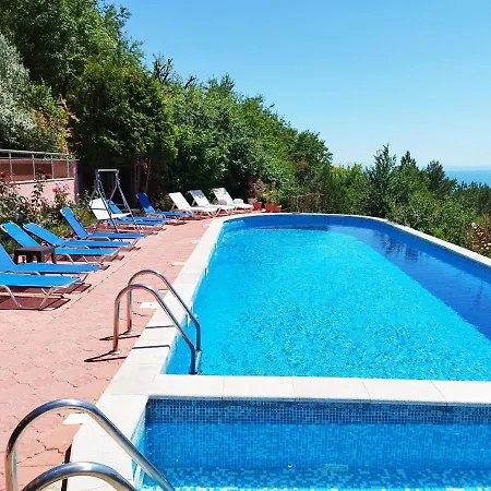Apartmán Green, Quiet And Beautiful 1 *