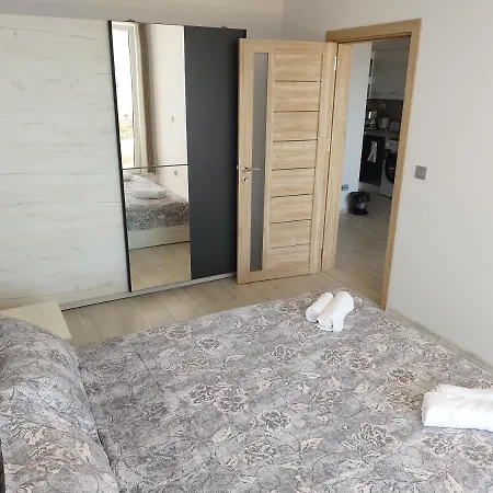 Apartment Green, Quiet And Beautiful 1 *