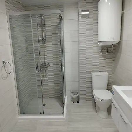 Green, Quiet And Beautiful 1 Apartment *