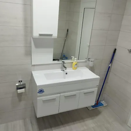 Green, Quiet And Beautiful 1 Apartment Kavarna